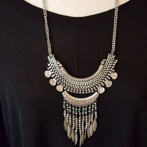 🆕 Large Silver‎ Statement Necklace